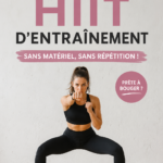Séance de HIIT de 15 minutes sans matériel, femme s'entraîne dans le salon