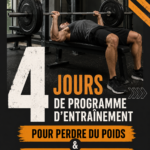 Femme en pleine séance d'entraînement, souriante et dynamique, illustrant une routine fitness de 4 jours pour progrès musculaires.