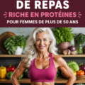 Femme mature préparant un plat riche en protéines dans sa cuisine
