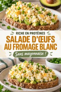 Salade d'œufs au fromage cottage haute en protéines, sans mayonnaise, servie dans un bol en bois.