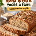 Recette de pain protéiné facile sans levure, tranches sur une planche en bois